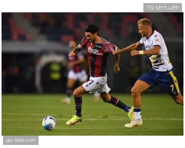 科莫1-2不敌萨索洛遭遇三连败，正式退出欧冠资格争夺